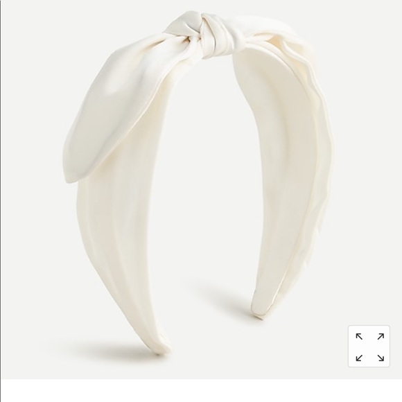 J. Crew Accessories - Satin bow Knot in white
